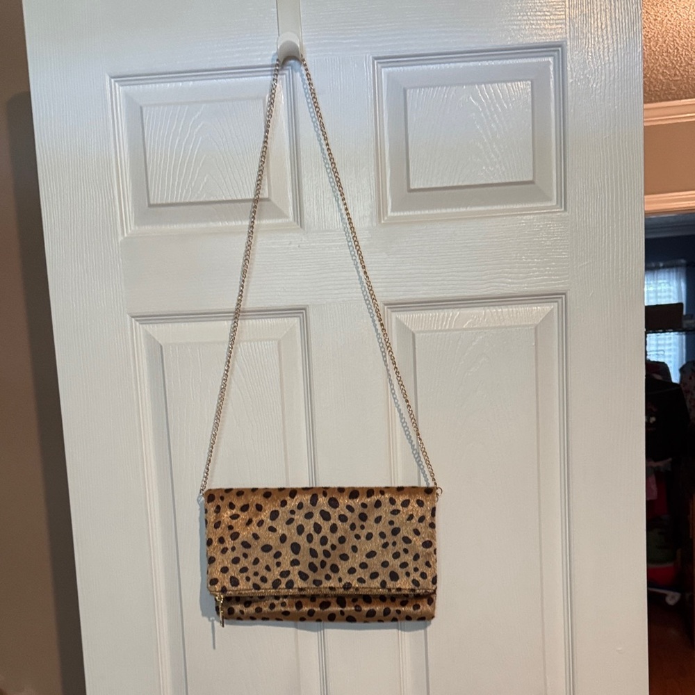 Leopard Print Shoulder Bag With Gold Chain